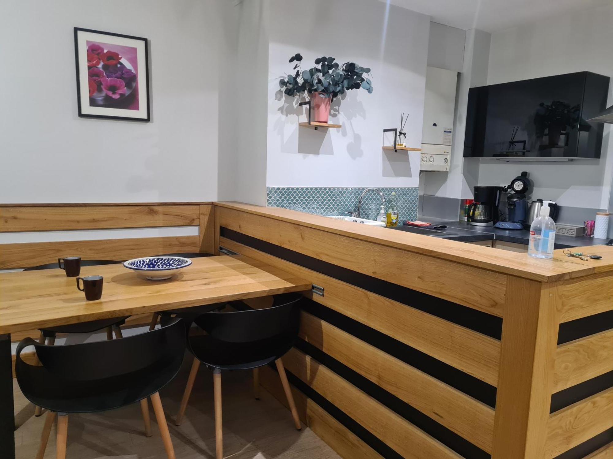 Appartement Hyper-Centre Issoire Buitenkant foto